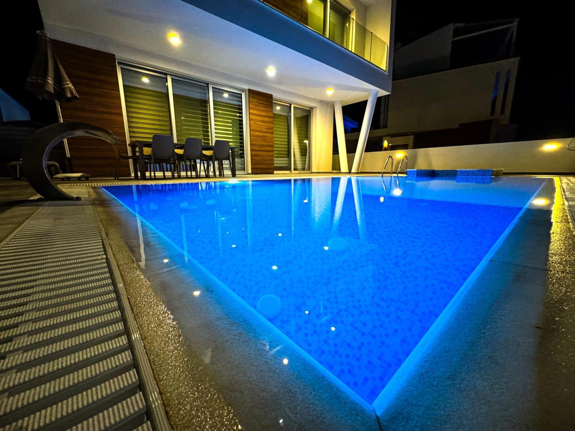 Villa Nissinest Luxury Ayia Napa